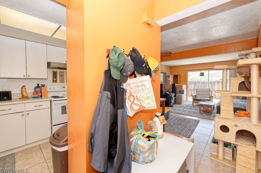 6324 Panther Ln, Fort Myers, FL 33919-6345
