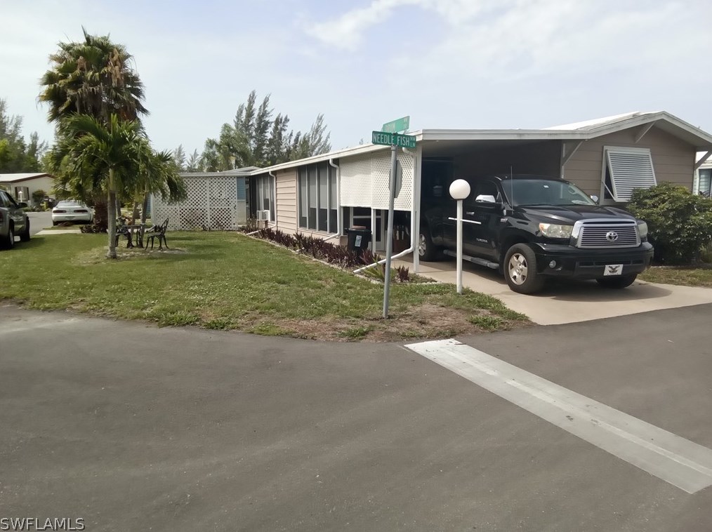 4905 Needle Fish Ln, Saint James City, FL 33956