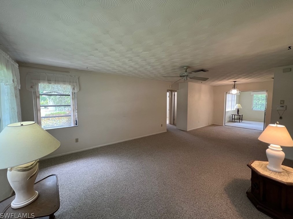 17 Broadway Cir, Fort Myers, FL 33901-8006