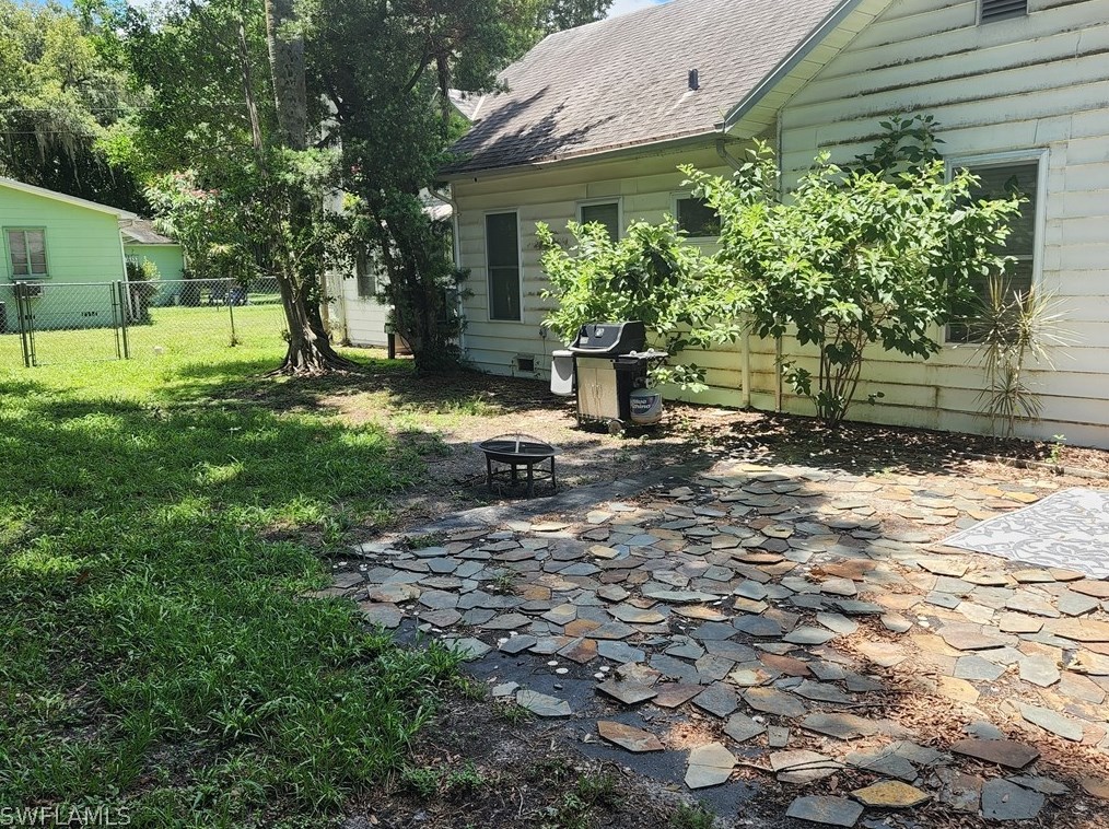 3522 Riverside Dr, Fort Myers, FL 33916-1118