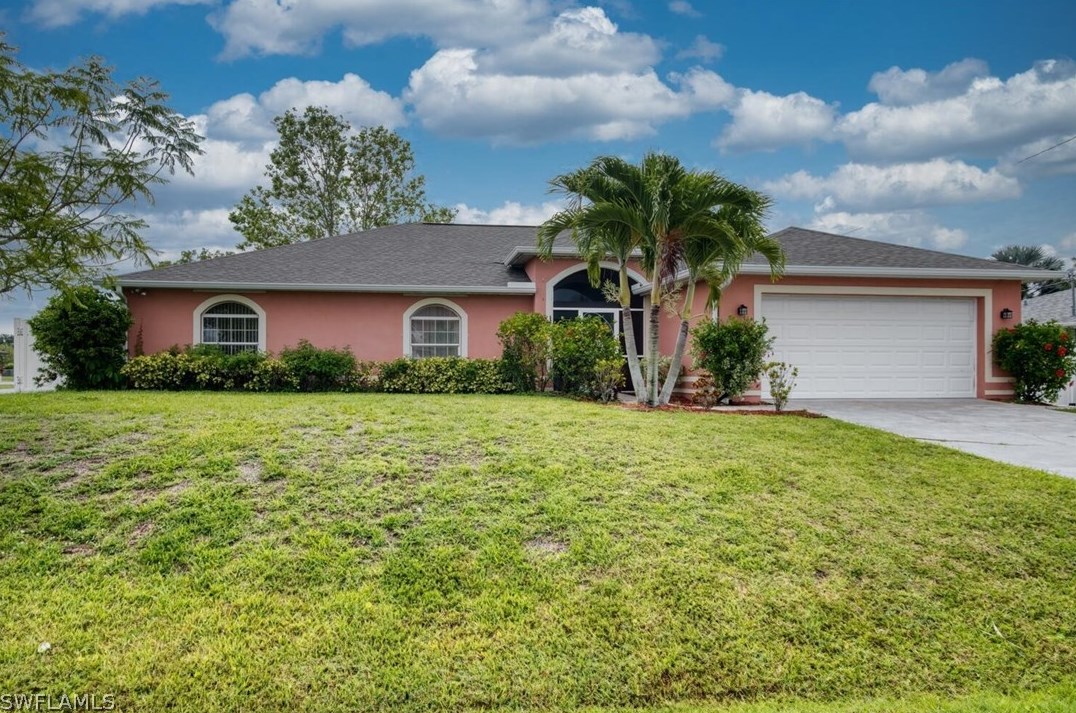 817 5th Ct, Cape Coral, FL 33990-2834