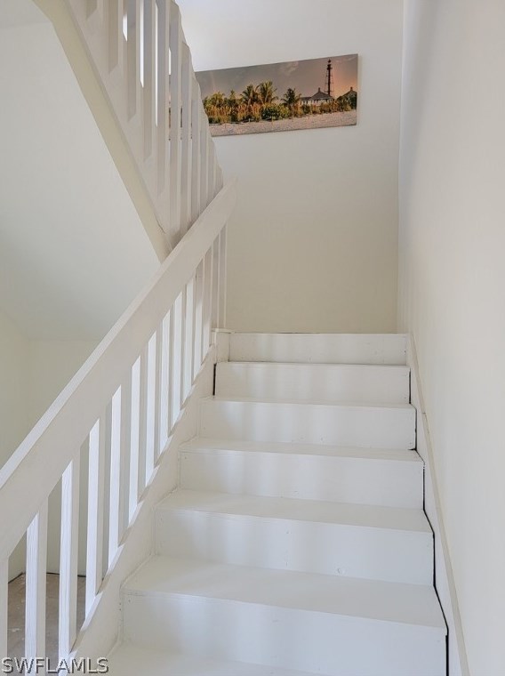 1835 Farm Trail, Sanibel, FL 33957