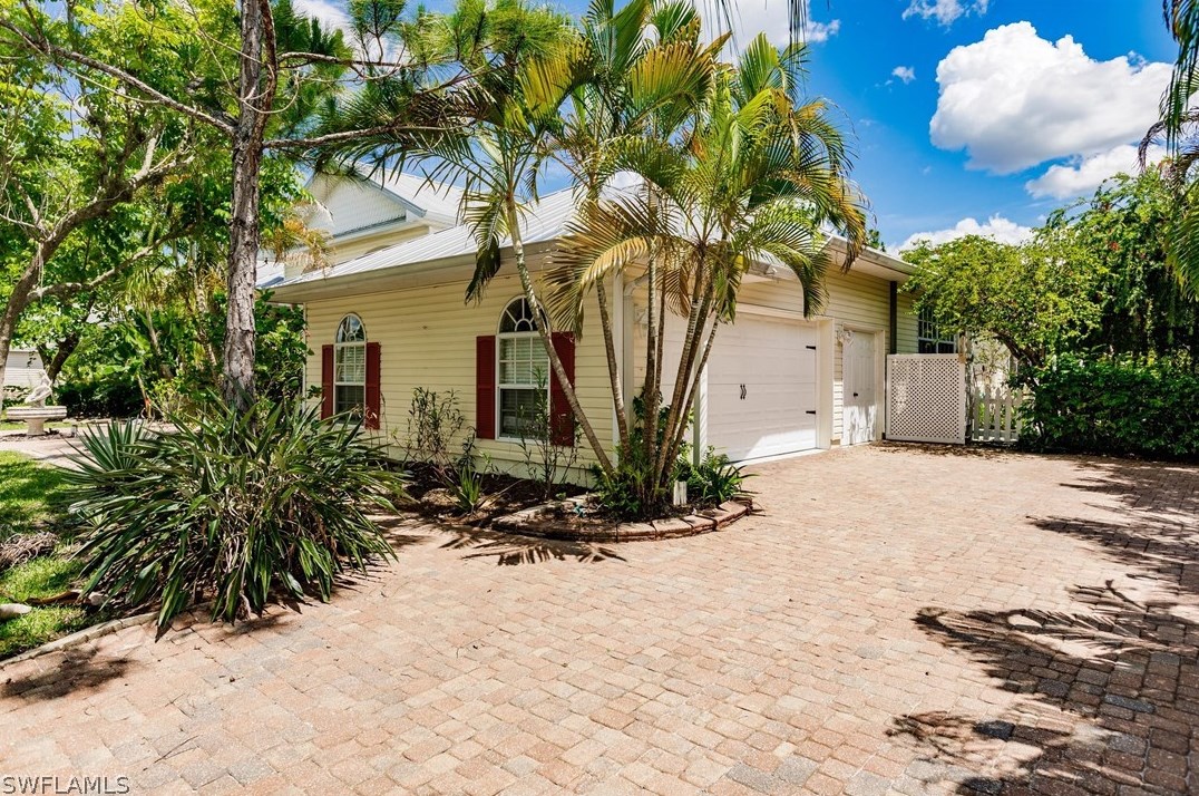 6072 Eagle Watch Ct, Fort Myers, FL 33917