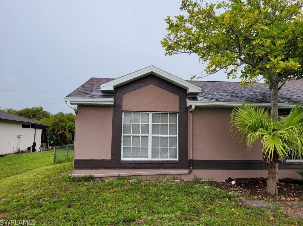 125 2nd Ave, Cape Coral, FL 33990