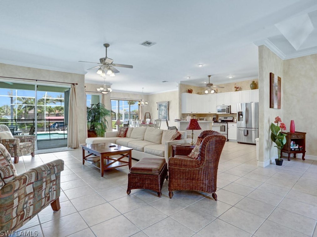 1313 29th Ter, Cape Coral, FL 33904-3927