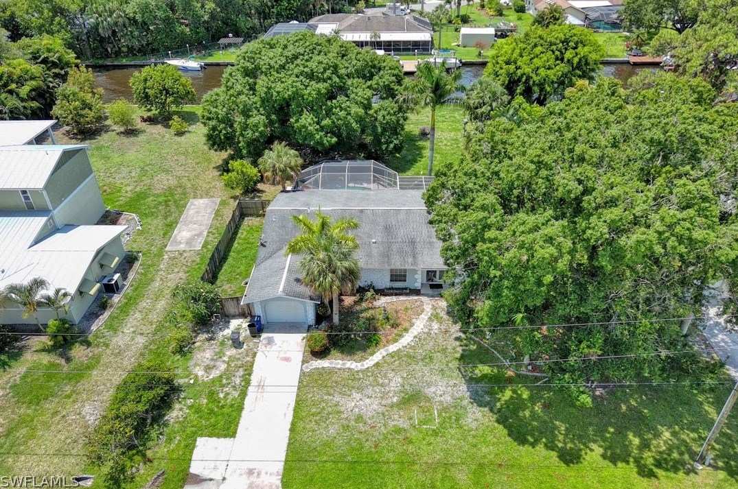 1837 Marina Cir, Fort Myers, FL 33903