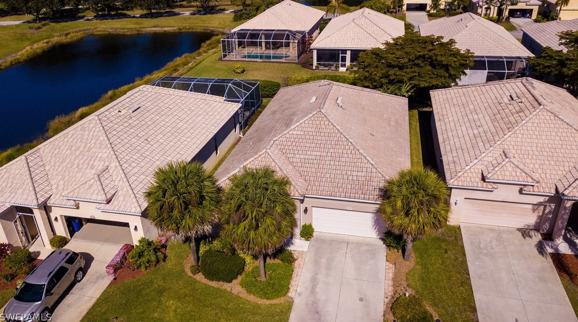 2162 Oxford Ridge Cir, Lehigh Acres, FL 33973