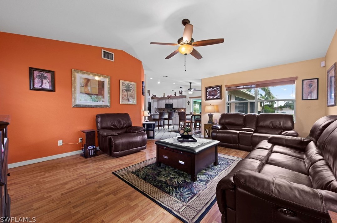 2214 Sw 50th St, Cape Coral, FL 33914