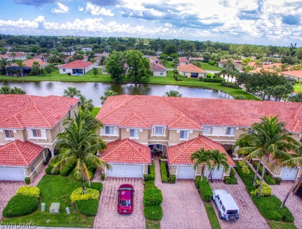 2441 Laurentina Ln, Cape Coral, FL 33909-5280