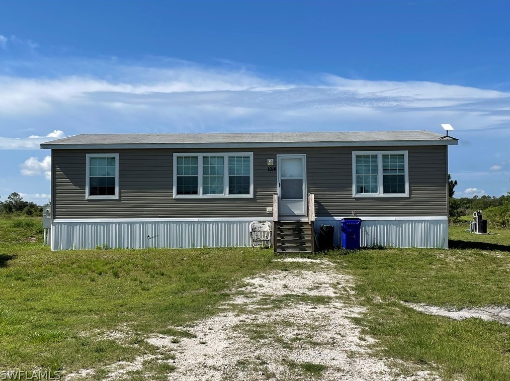 1014 Dixie Rd, Labelle, FL 33935