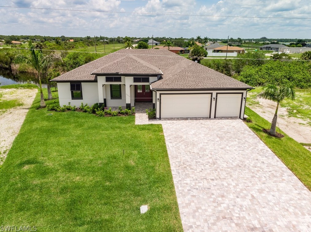 3625 40th St, Cape Coral, FL 33993-9026