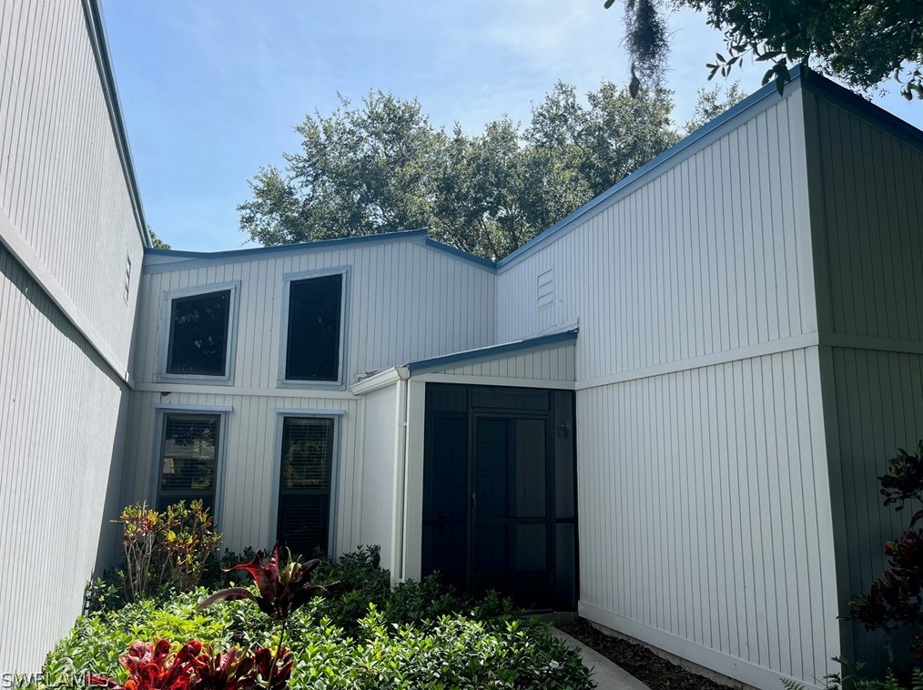 7452 Dana Lin Cir, Fort Myers, FL 33917-3300