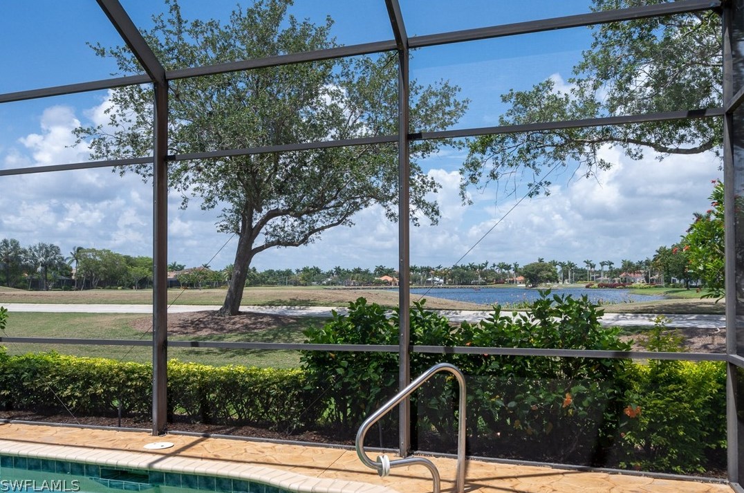 14870 Crescent Cove Dr, Fort Myers, FL 33908-4956