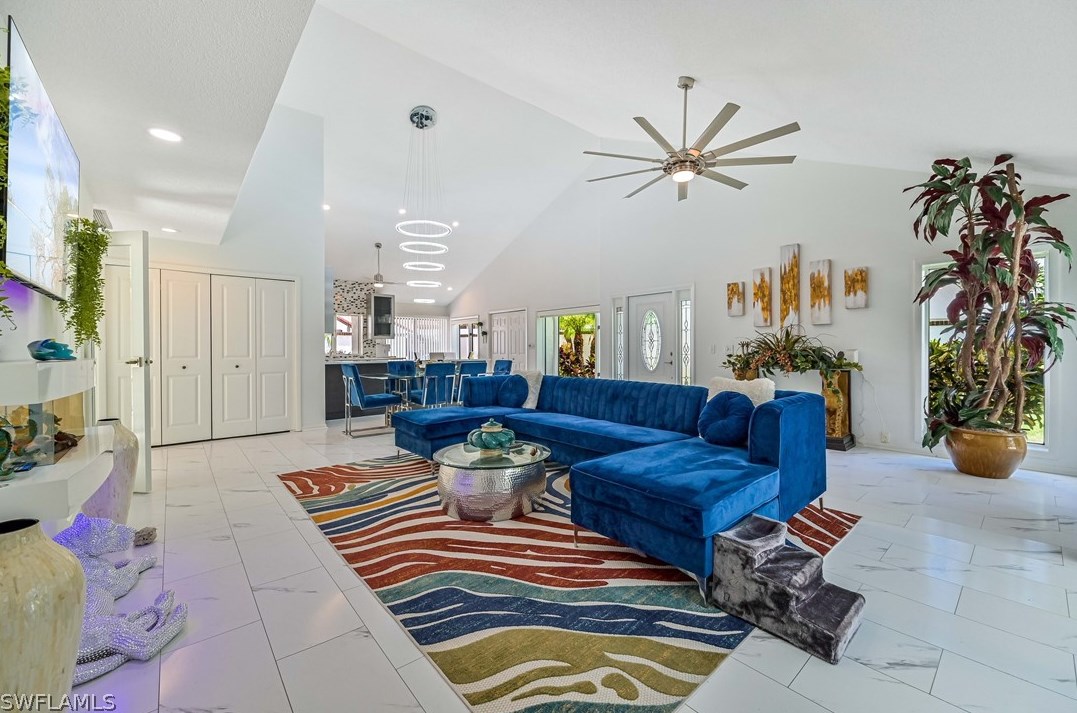 5442 Harbour Castle Dr, Fort Myers FL 33907-7846 exterior