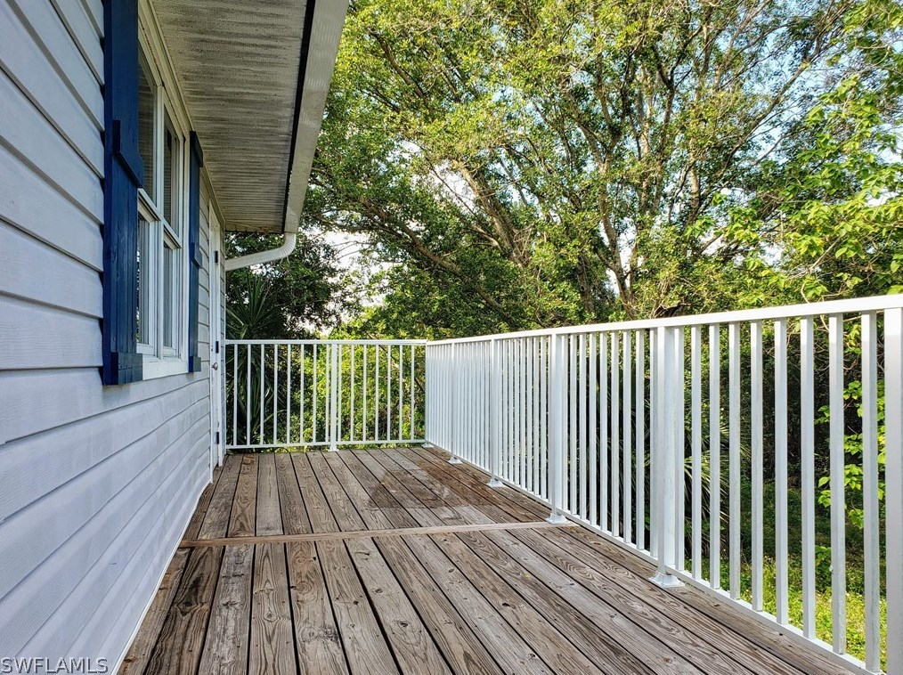 1492 Coastal Dr, Punta Gorda FL  33983-8737 exterior