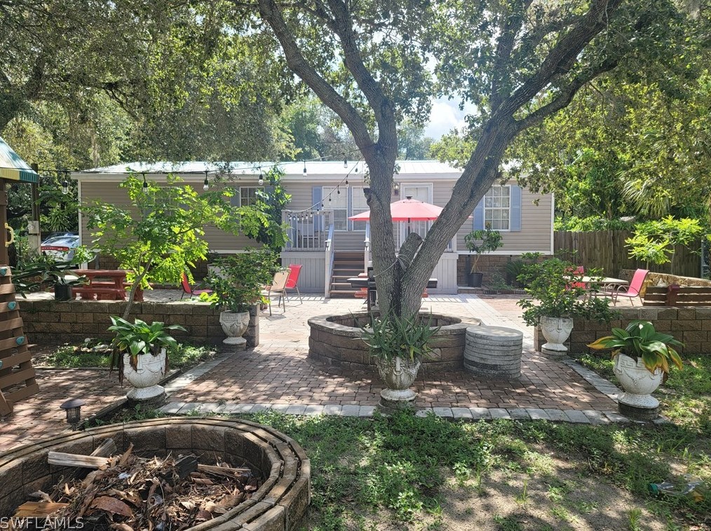 531 S Davis St, Labelle, FL 33935