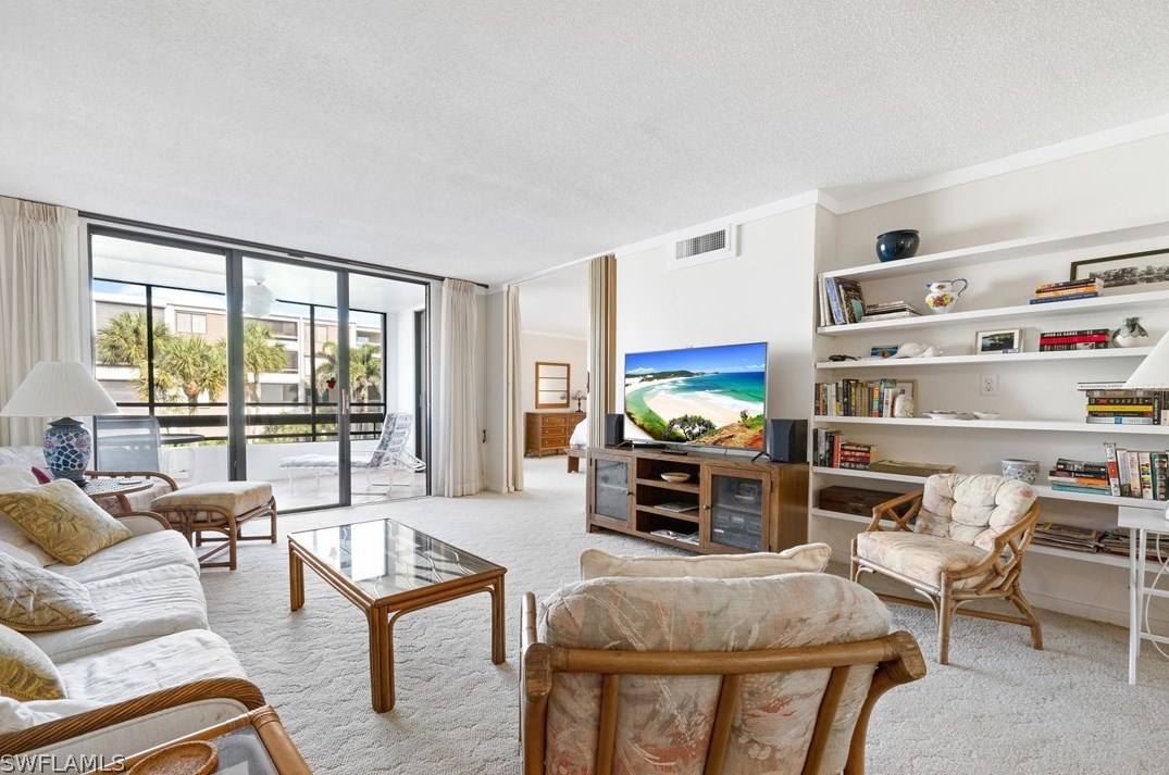 2777 W Gulf Dr #104, Sanibel, FL 33957