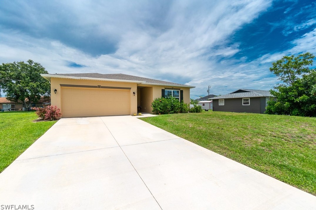 1501 18th Ave, Cape Coral, FL 33909-1656