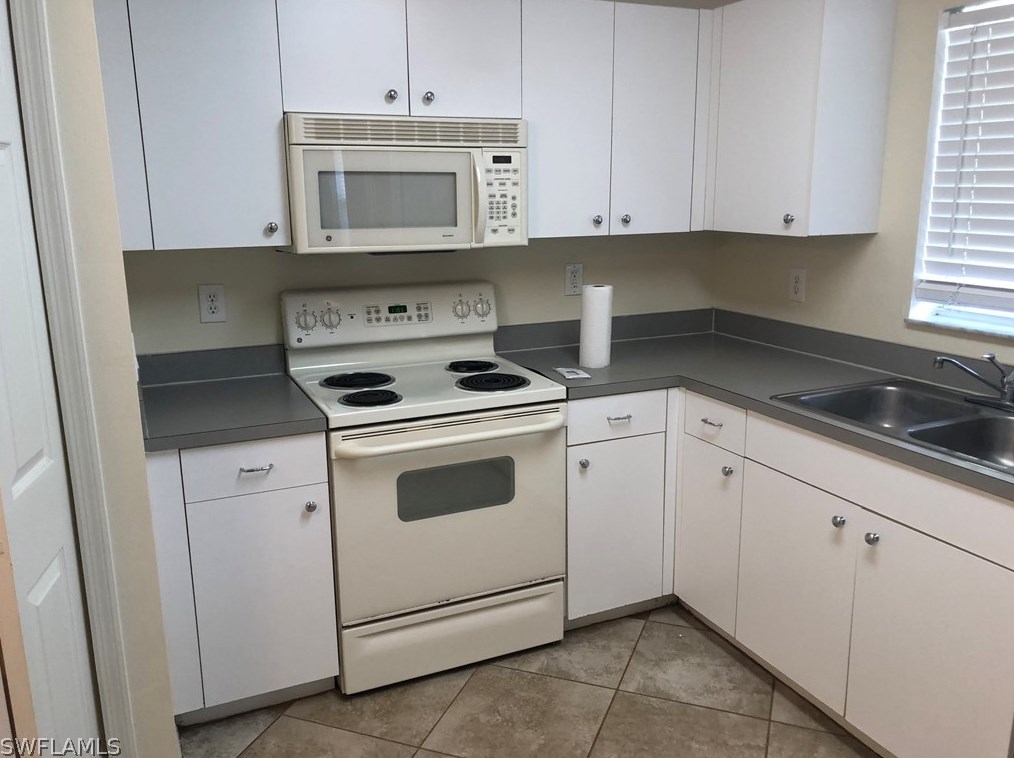 4645-4647 28th Street Sw, Lehigh Acres, FL 33973