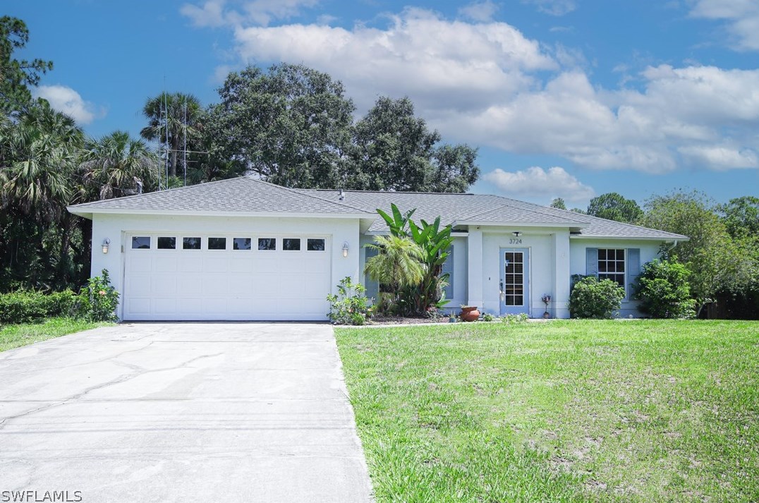 3724 Kittyhawk Dr, Fort Myers, FL 33905-7727