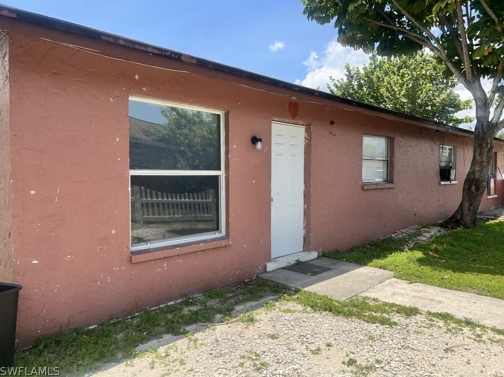 5509 5th Ave, Fort Myers, FL 33907-2807