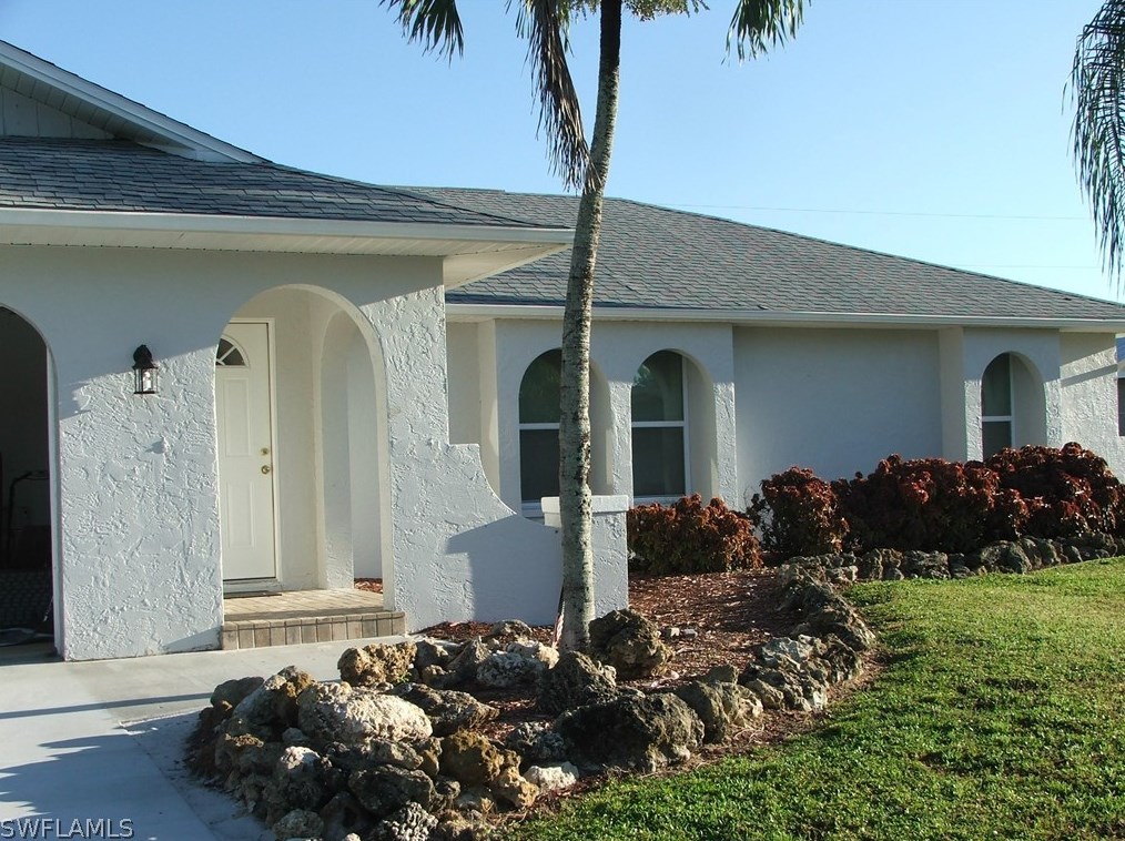 2119 Se 6th St, Cape Coral, FL 33990