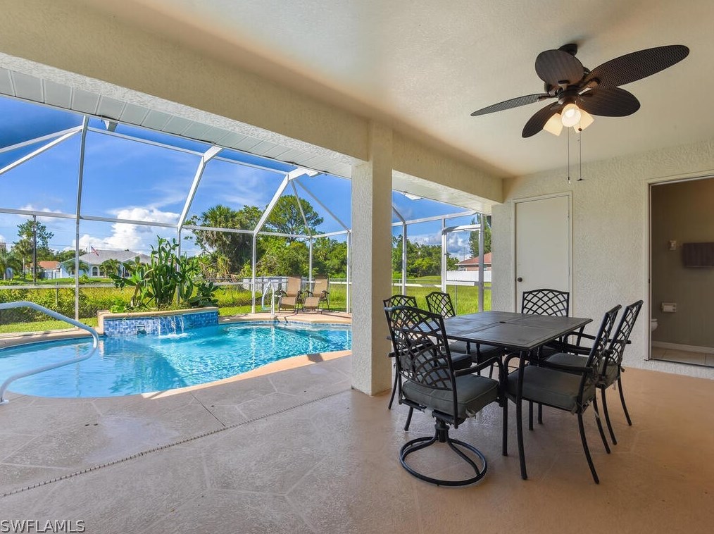 2916 Van Buren Pkwy, Cape Coral, FL 33993-3739