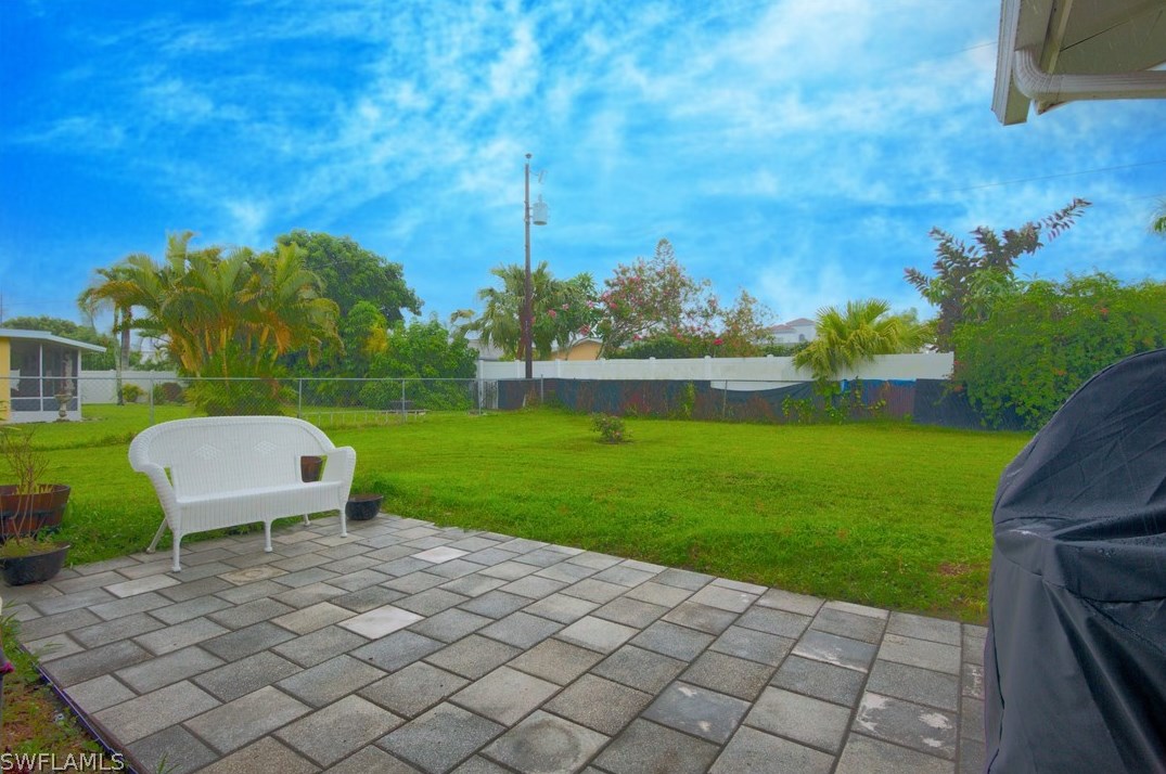 1906 Se 39th Terrace, Cape Coral, FL 33904