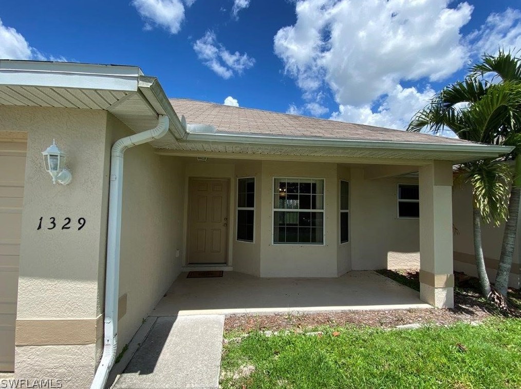 1329 Ne 5th Ave, Cape Coral, FL 33909