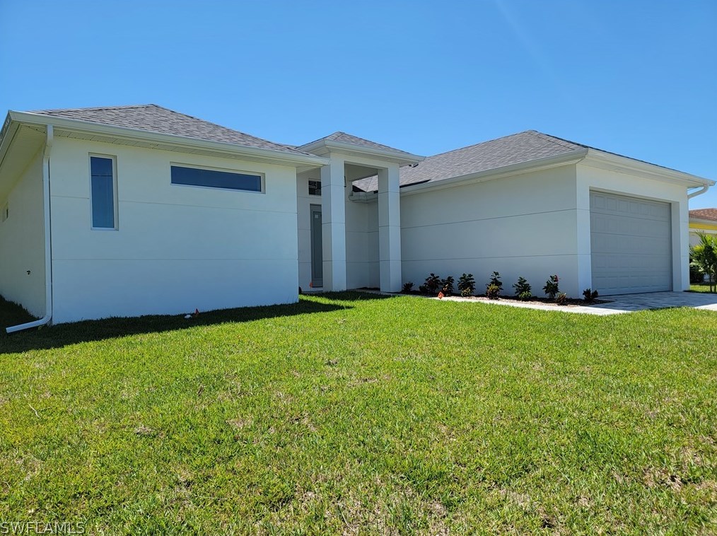 4338 31st Ter, Cape Coral, FL 33993-8034