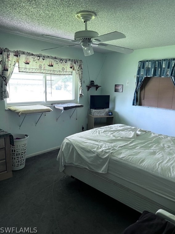 1122 35th St, Cape Coral, FL 33904-4239