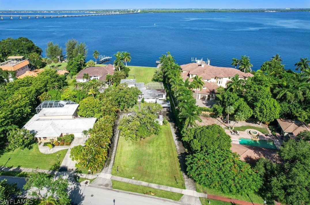 3752 Harold Ave, Fort Myers, FL 33901-7744