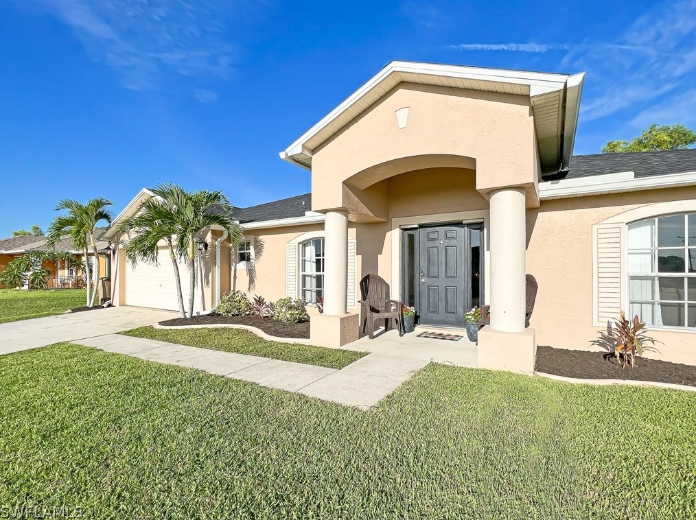 514 1st Ave, Cape Coral, FL 33909-1988