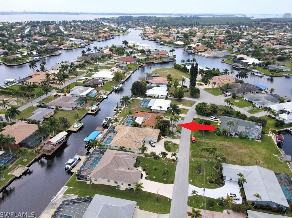 5041 Saxony Ct, Cape Coral, FL 33904-9496