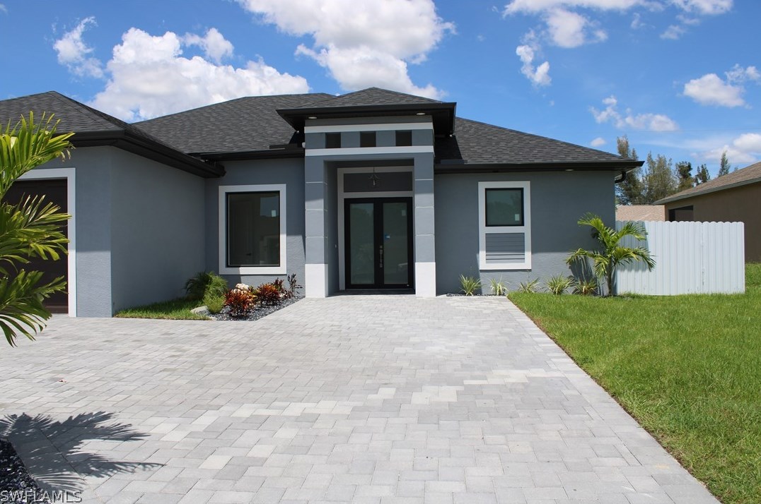 109 Tropicana Pkwy, Cape Coral, FL 33909-1965