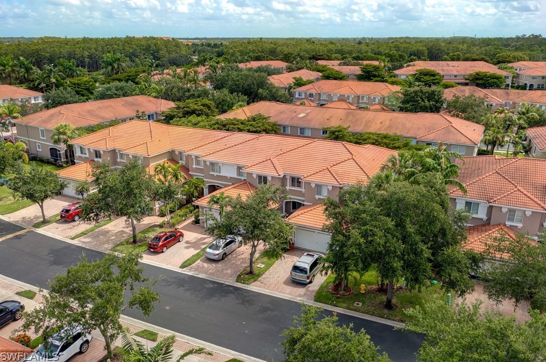 10009 Salina St, Fort Myers, FL 33905-5492