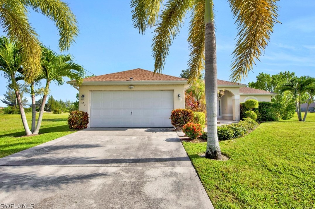 2735 10th St, Cape Coral, FL 33993-5730