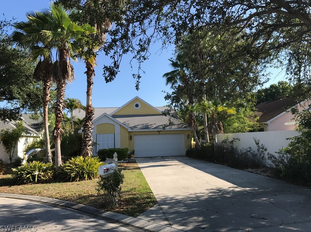 9160 Butterfly Ct, Fort Myers, FL 33919