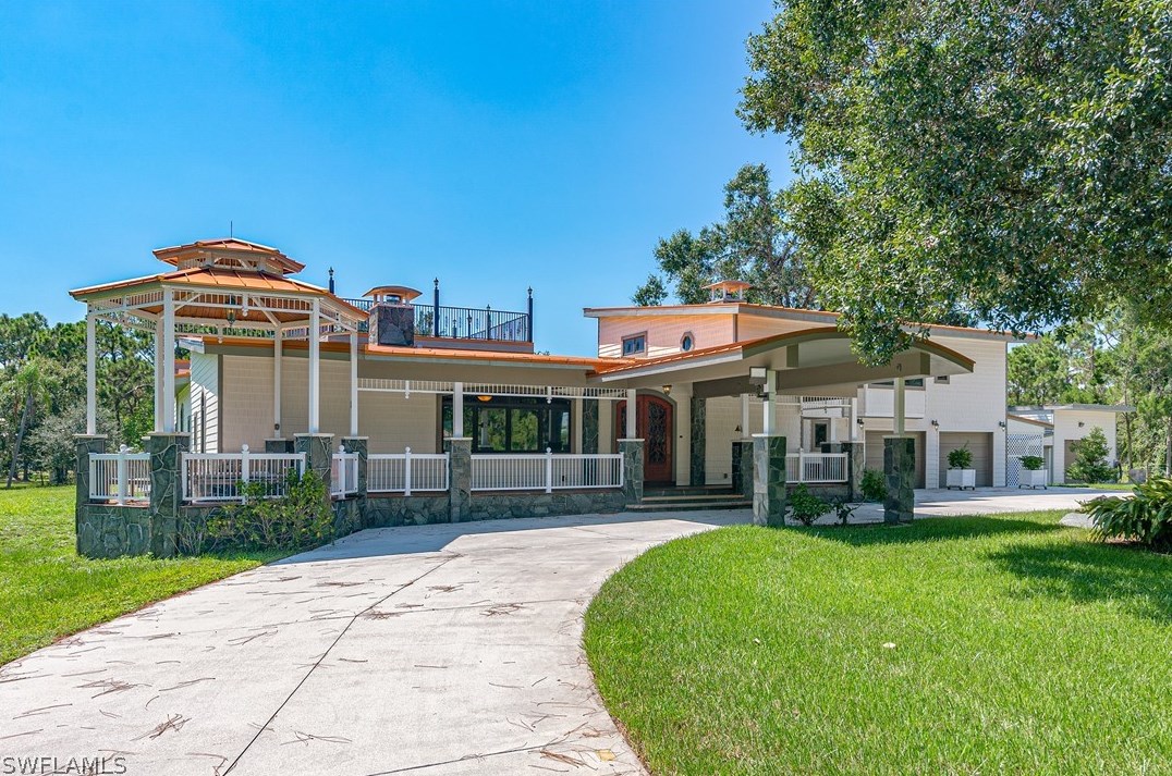 16200 Pebble Ln, Fort Myers, FL 33912-2345