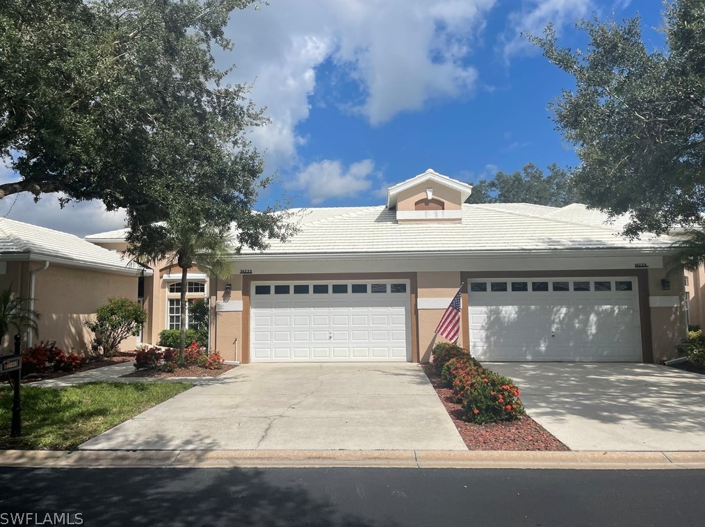 14223 Patty Berg Dr, Fort Myers, FL 33919-7051