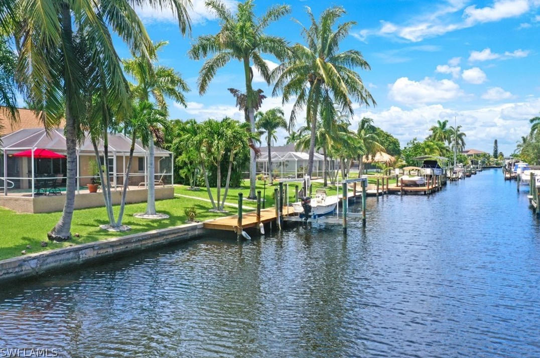 5241 Stratford Ct, Cape Coral, FL 33904-5873
