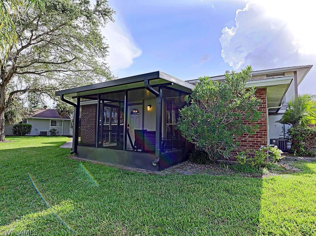 5804 Newfoundland Cir Apt 1, Fort Myers, FL 33907