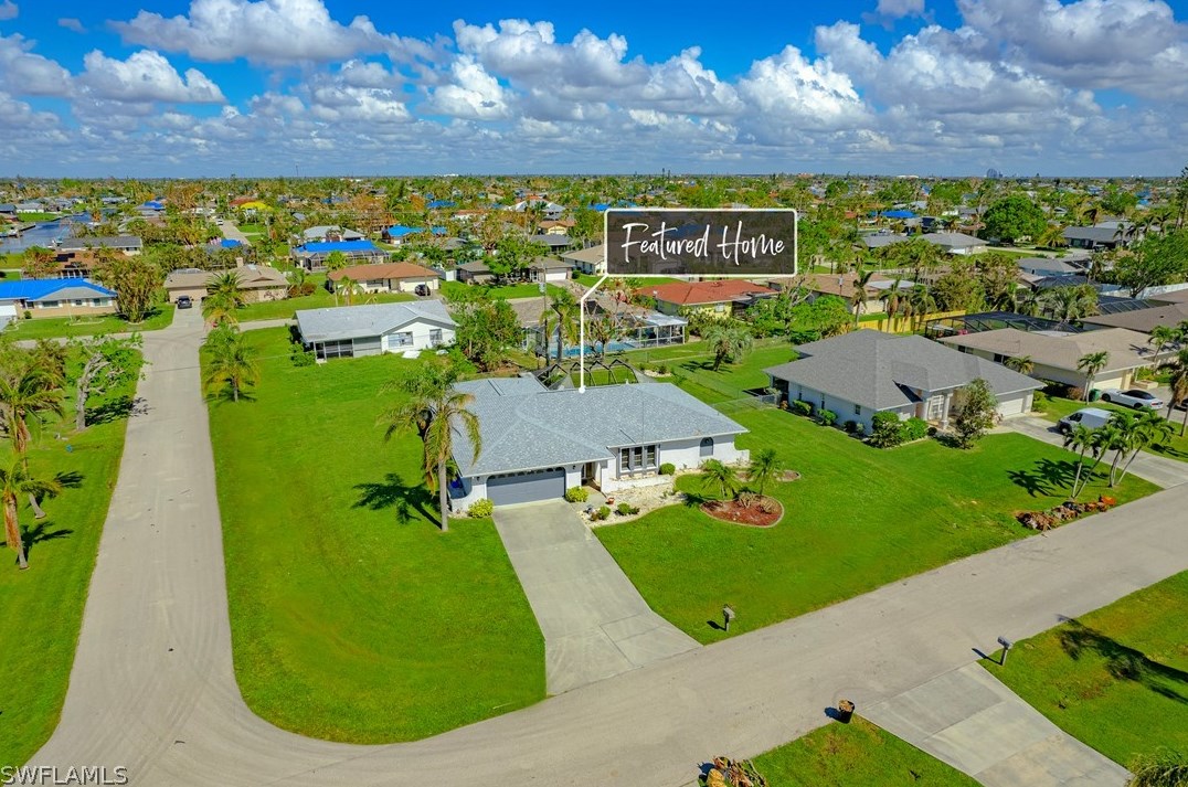 625 35th Ter, Cape Coral, FL 33904-4982
