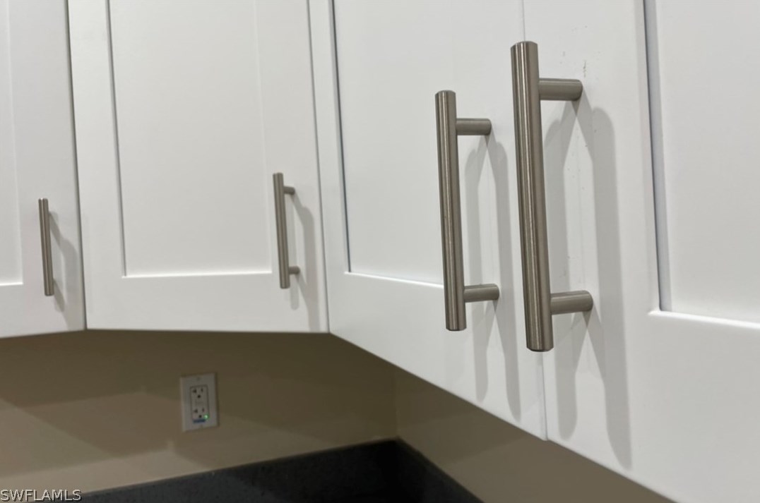 300 Avenida Del Rio, Clewiston FL  33440-2524 exterior