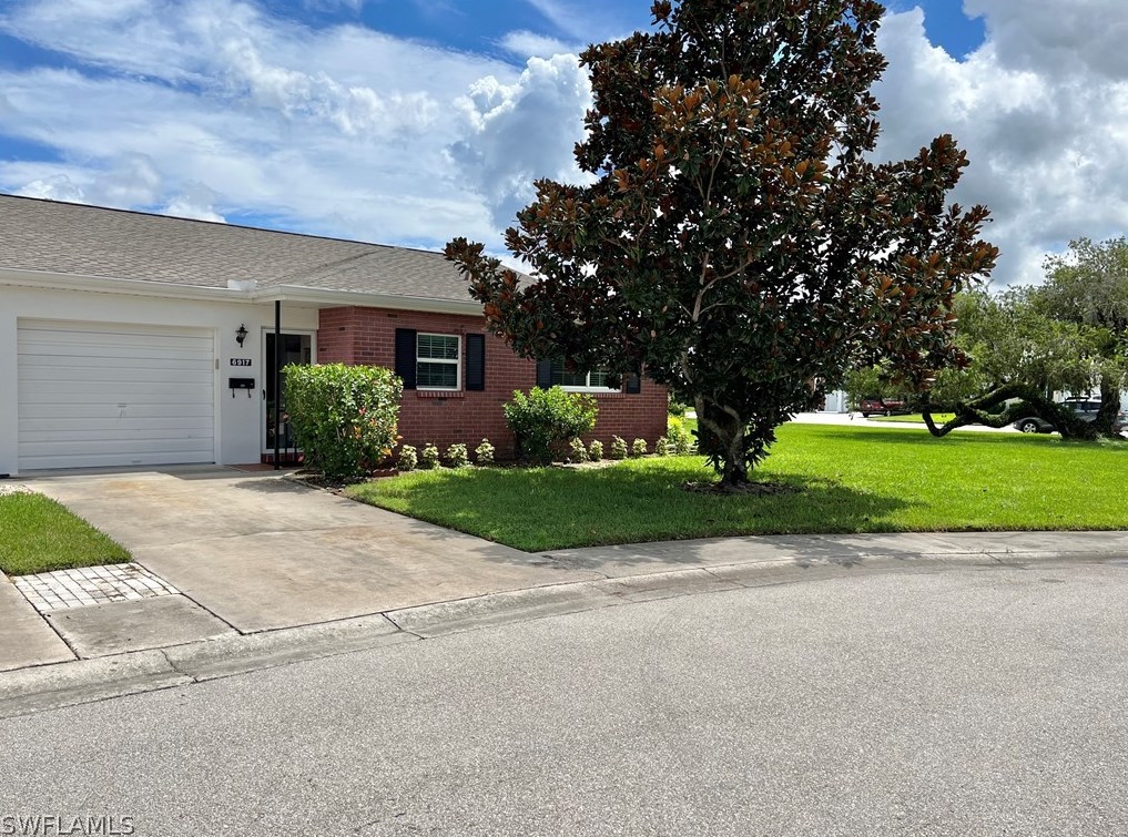 6917 Tee Way, Fort Myers, FL 33919-6623