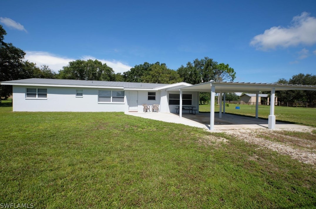 18601 Leetana Rd, Fort Myers, FL 33917-4739