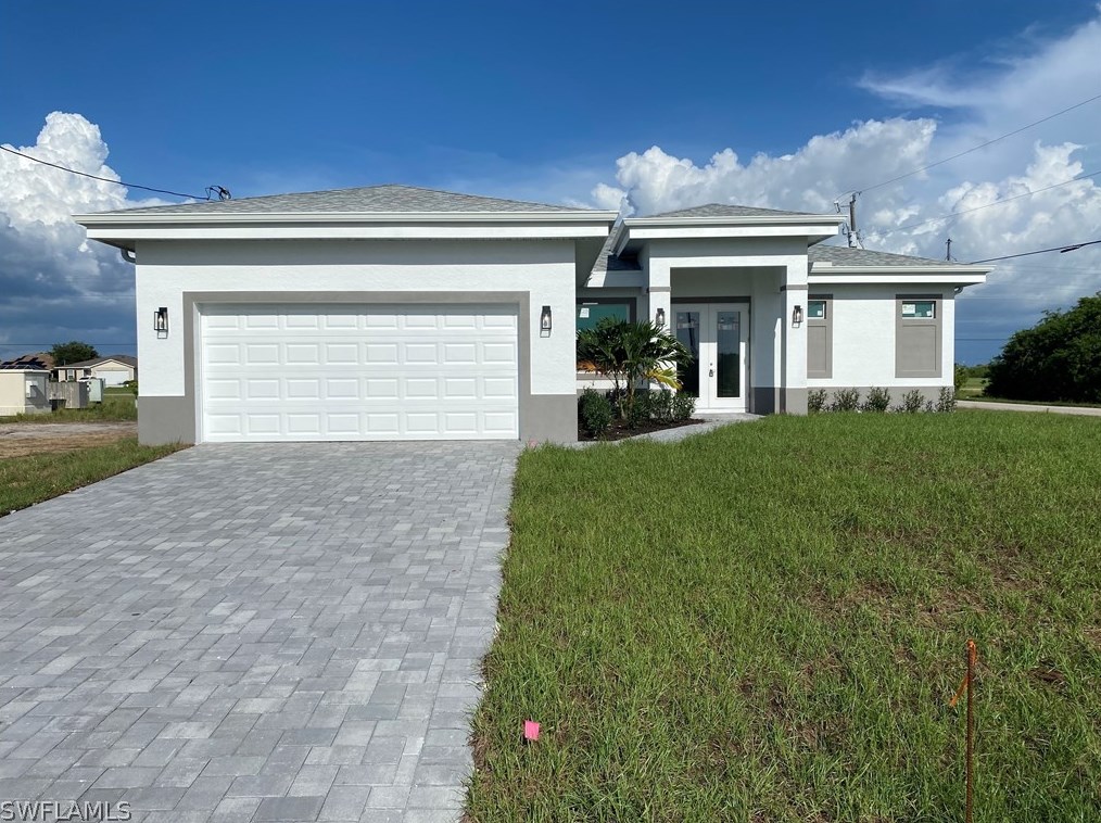 1903 Kismet Pkwy, Cape Coral, FL 33993-3880