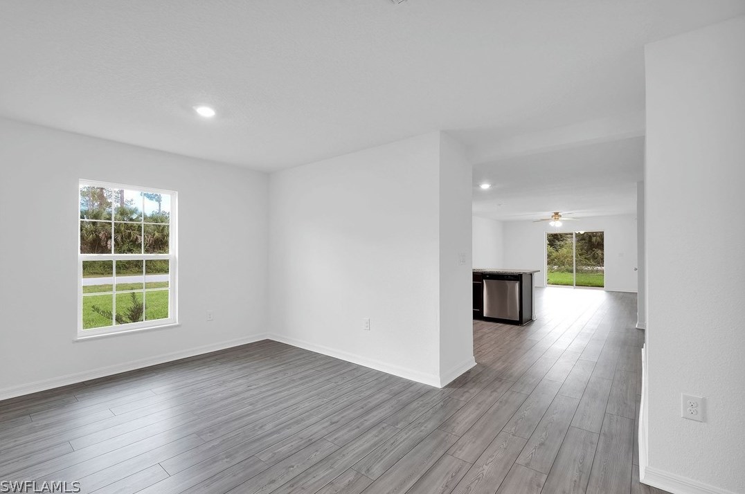 2720 7th Pl, Cape Coral, FL 33909-4333