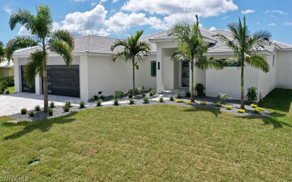 4126 28th Ave, Cape Coral, FL 33914-6912