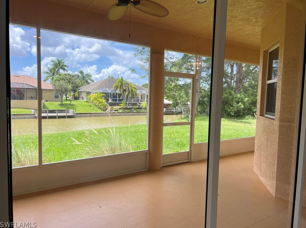 238 21st Ter, Cape Coral, FL 33990-4377